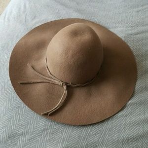 Taupe Wool hat